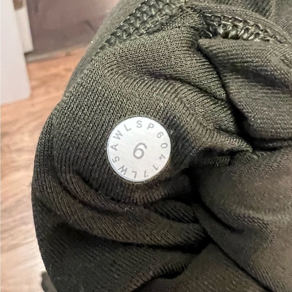 🦊Lululemon Tech Mesh Wunder Under​​ - Picture 8 of 8